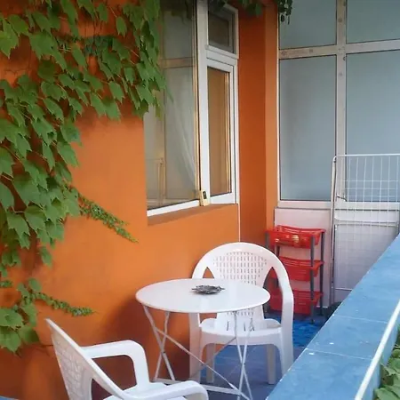 Централ Apartamento *
